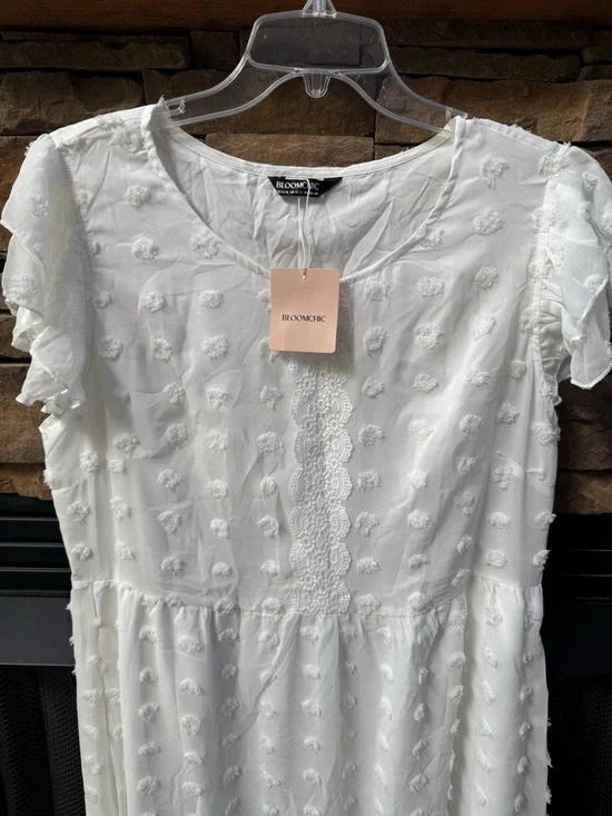 BloomChic White Textured Dot Cotton Midi Dress - Picture 3 of 7